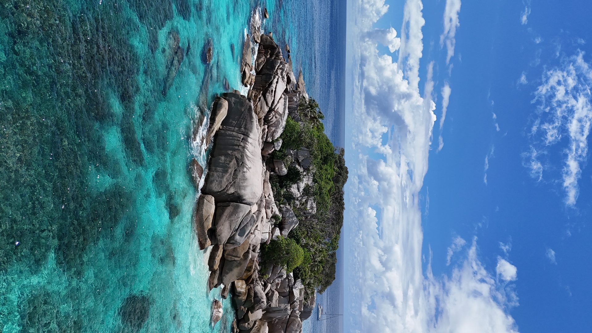 Vista drone sull'atollo delle Seychelles