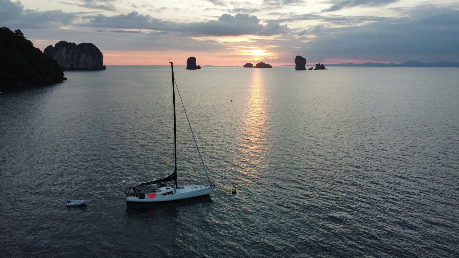 Foto Barca a vela Zahir #11